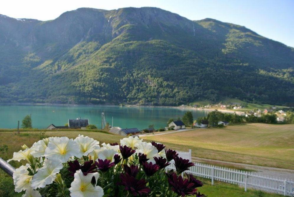 Eide Gard Hotel Skjolden Exterior photo